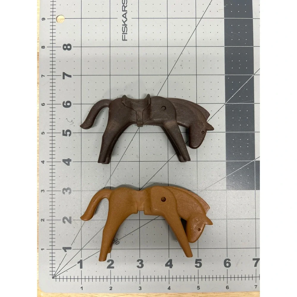 Vintage Playmobil Figures Horses Set Mini Lot of 4 pieces‎ 1974